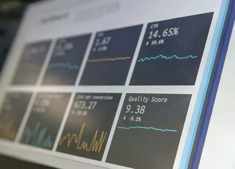 Industrial monitoring screen displaying real-time production data